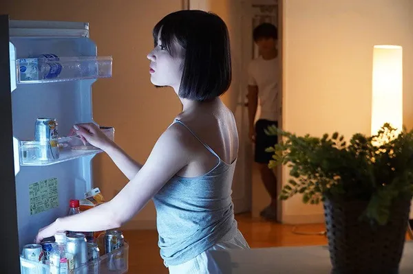 sex bắn tinh vô lồn Chị bà xã cãi nhau với Gã chồng đến nhà bạn gái ở rồi địt luôn Ông xã em gái